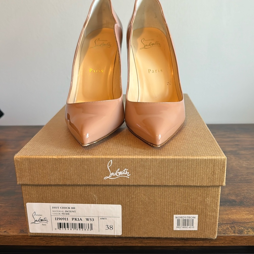 Christian Louboutin
Hot Chick 100 Patent Leather Pumps